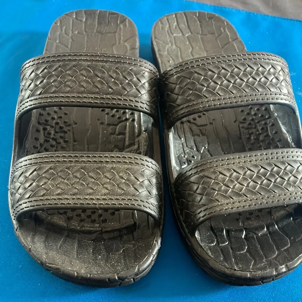 Black Textured Slide Sandals 5